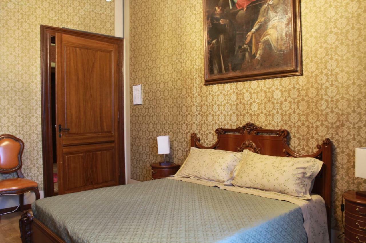 Quattordio Bed & Breakfast Ottoquadri חדר תמונה